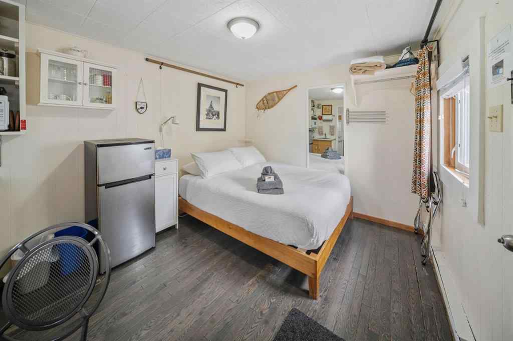 MLS® A2226003 - 218 & 220 Beaver Street  in NONE Banff, Commercial