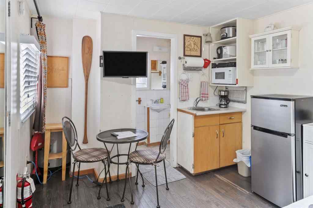 MLS® A2226003 - 218 & 220 Beaver Street  in NONE Banff, Commercial