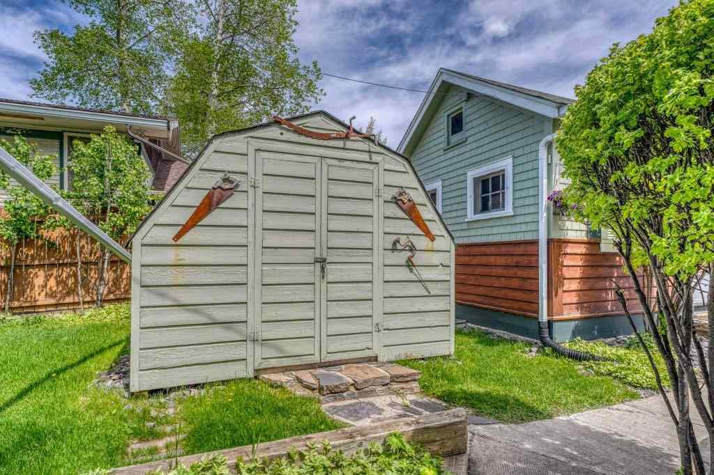 MLS® A2226003 - 218 & 220 Beaver Street  in NONE Banff, Commercial