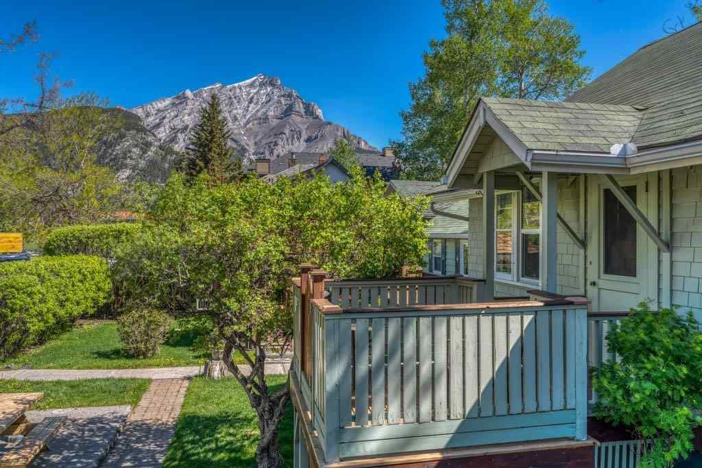 MLS® A2226003 - 218 & 220 Beaver Street  in NONE Banff, Commercial