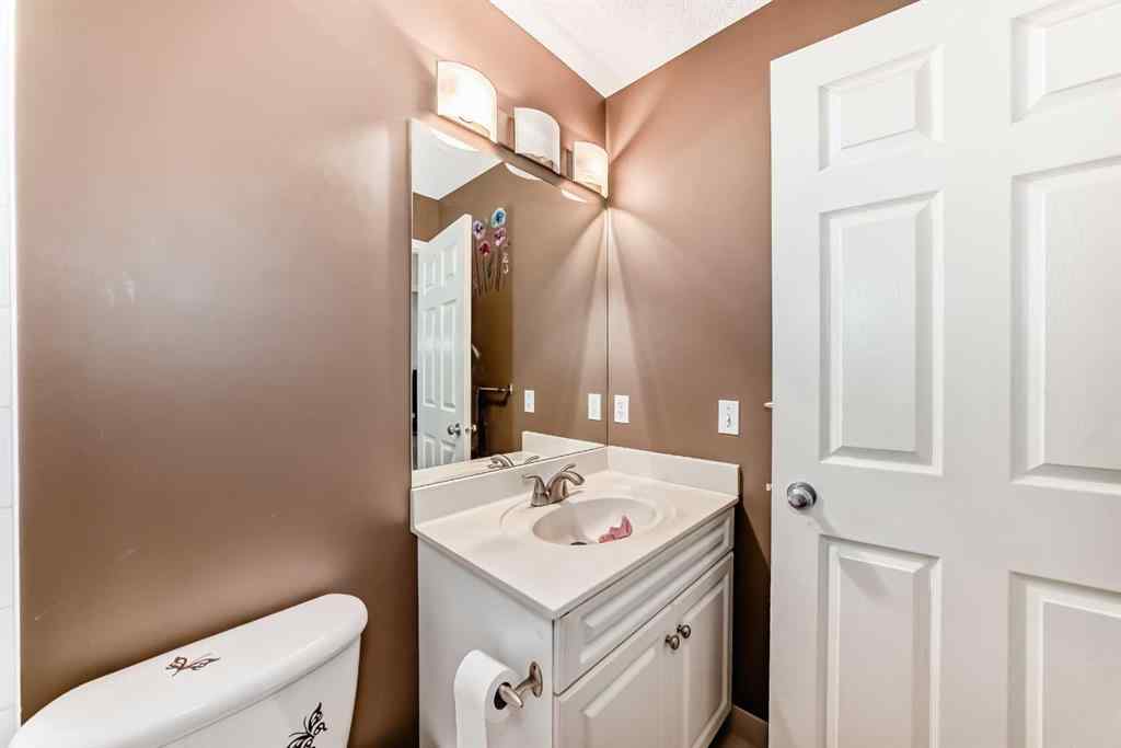 MLS® A2226026 - 45 Shawbrooke Park SW in Shawnessy Calgary, Residential