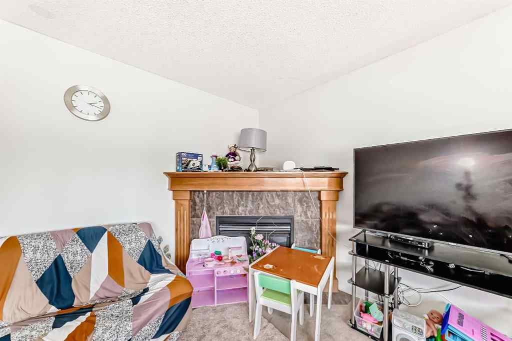 MLS® A2226026 - 45 Shawbrooke Park SW in Shawnessy Calgary, Residential
