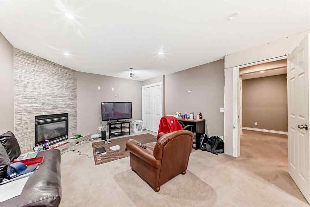 MLS® A2226026 - 45 Shawbrooke Park SW in Shawnessy Calgary, Residential