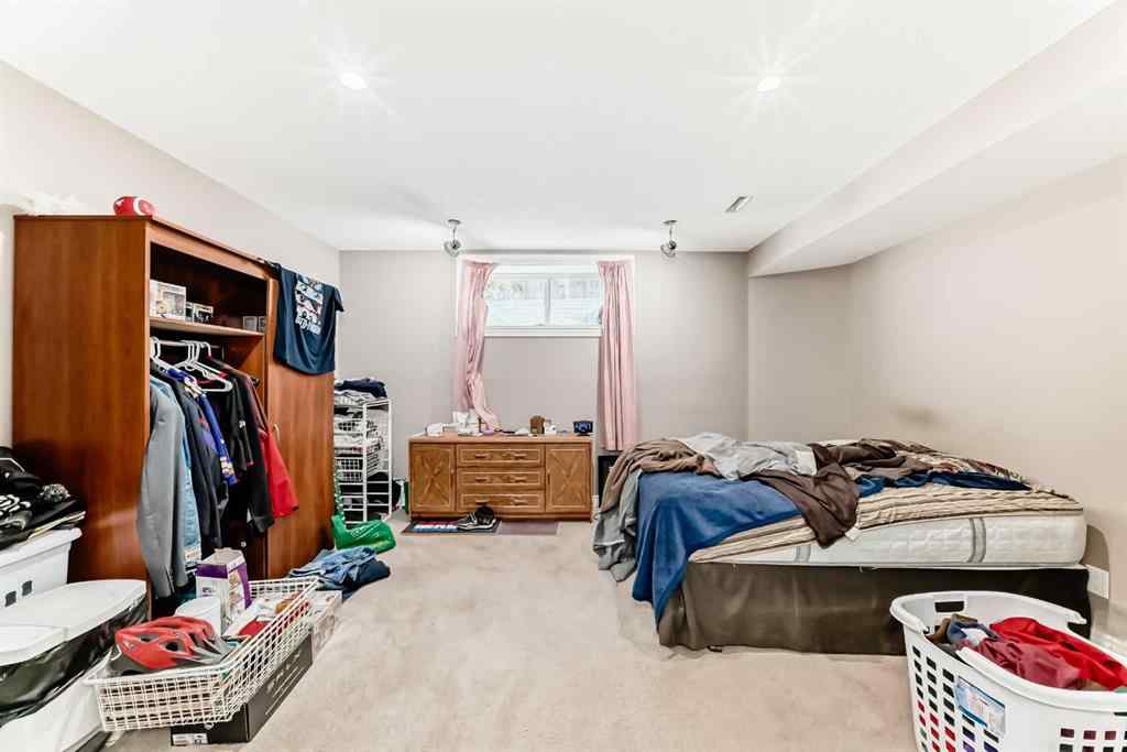 MLS® A2226026 - 45 Shawbrooke Park SW in Shawnessy Calgary, Residential