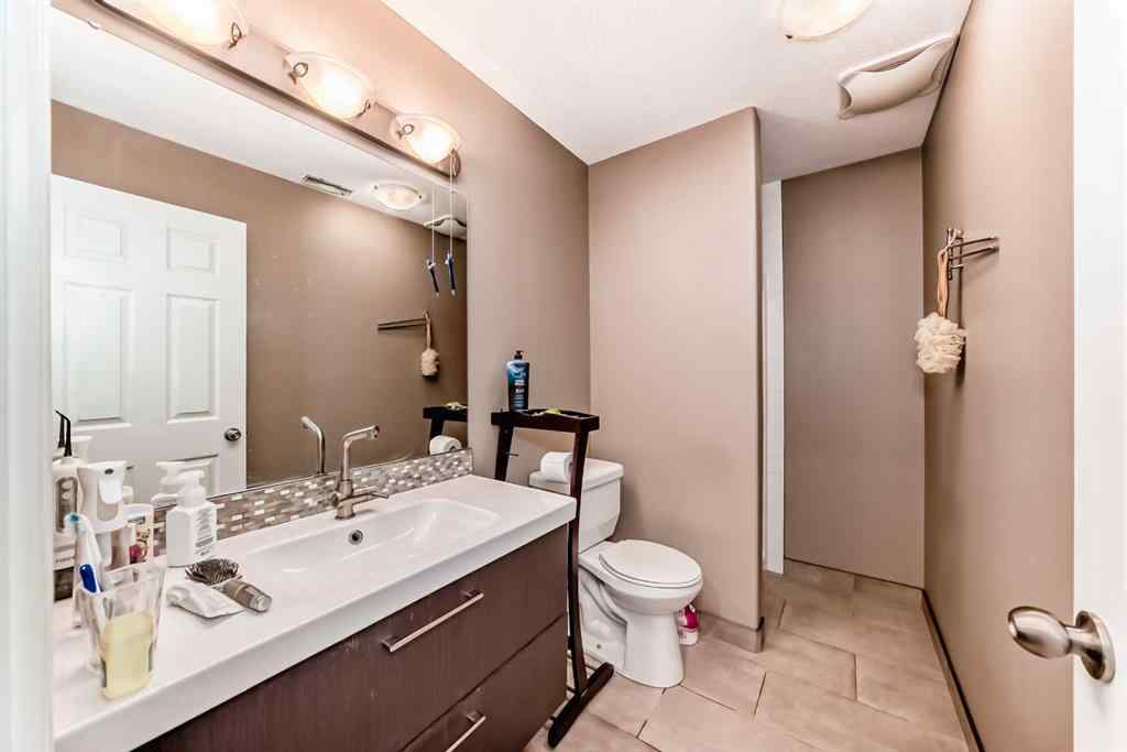 MLS® A2226026 - 45 Shawbrooke Park SW in Shawnessy Calgary, Residential