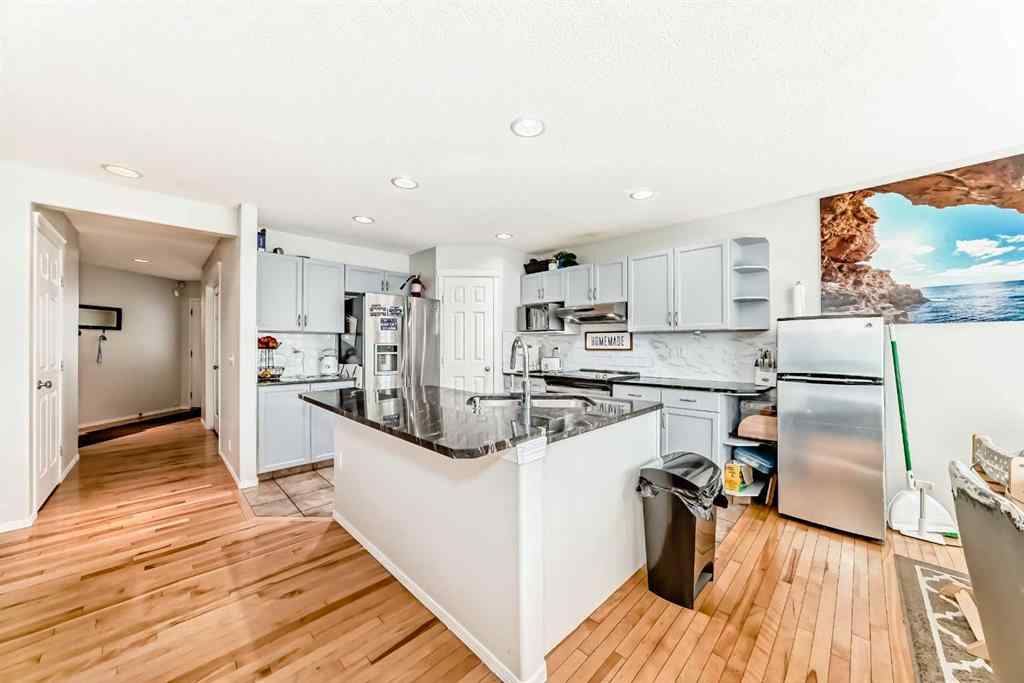 MLS® A2226026 - 45 Shawbrooke Park SW in Shawnessy Calgary, Residential