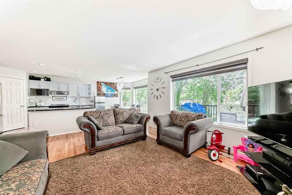 MLS® A2226026 - 45 Shawbrooke Park SW in Shawnessy Calgary, Residential