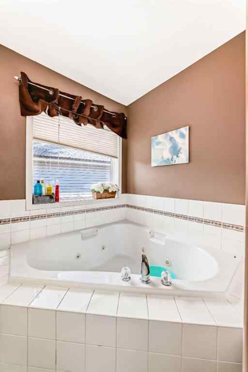 MLS® A2226026 - 45 Shawbrooke Park SW in Shawnessy Calgary, Residential