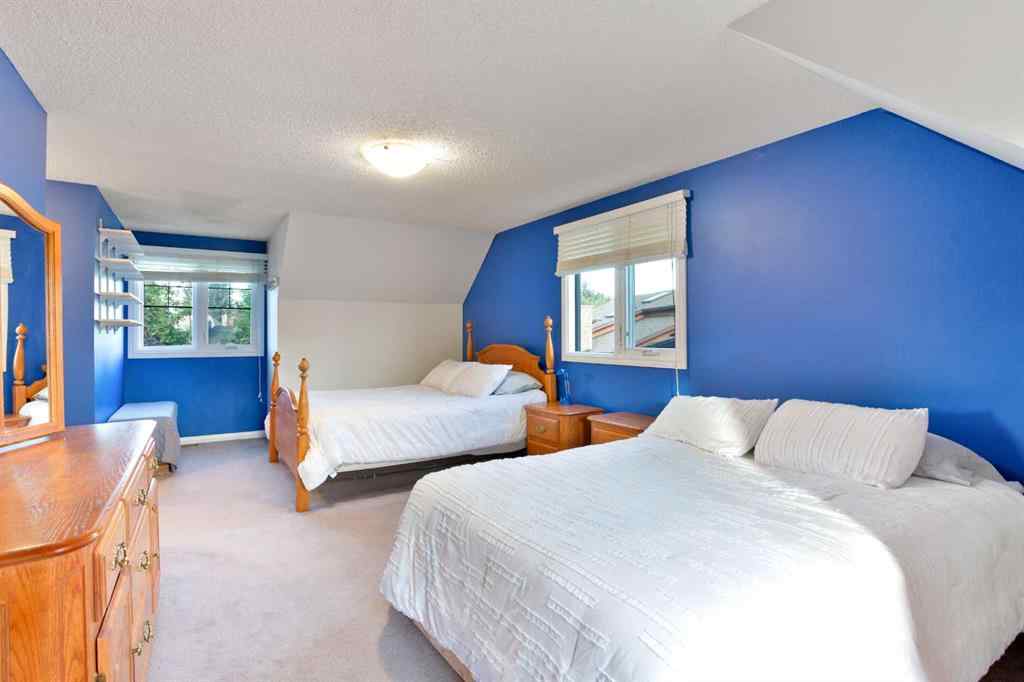 MLS® A2226060 - 39 Canova Close SW in Canyon Meadows Calgary, Residential