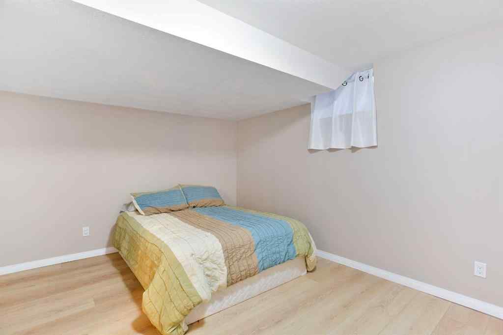 MLS® A2226060 - 39 Canova Close SW in Canyon Meadows Calgary, Residential