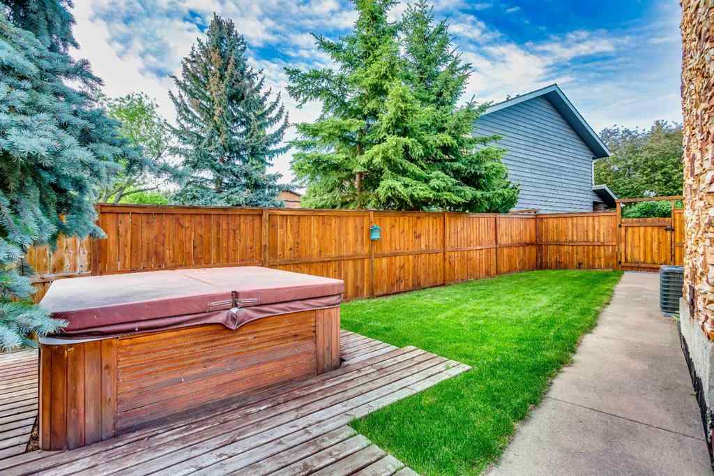 MLS® A2226060 - 39 Canova Close SW in Canyon Meadows Calgary, Residential