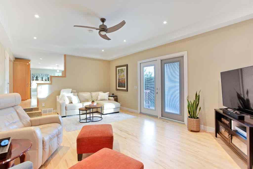 MLS® A2226060 - 39 Canova Close SW in Canyon Meadows Calgary, Residential
