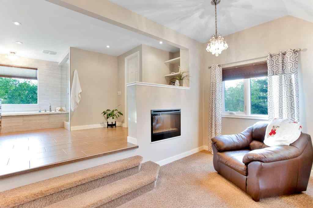 MLS® A2226060 - 39 Canova Close SW in Canyon Meadows Calgary, Residential
