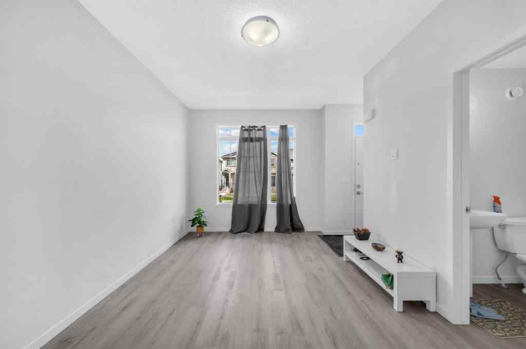 MLS® A2226092 - 487 Tekarra Drive NW in Glacier Ridge Calgary, Residential