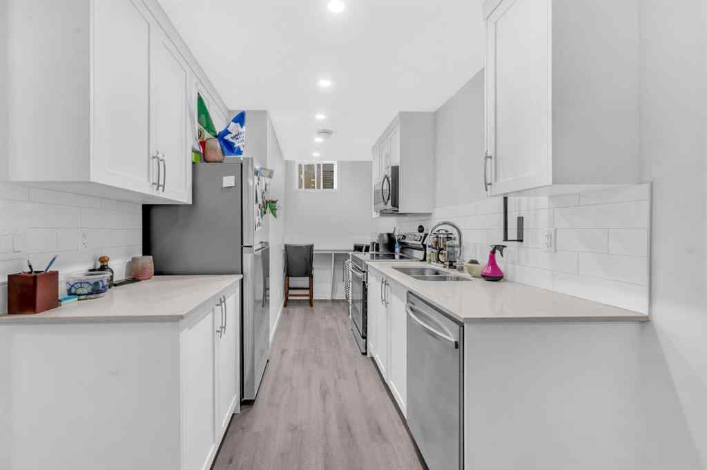 MLS® A2226092 - 487 Tekarra Drive NW in Glacier Ridge Calgary, Residential
