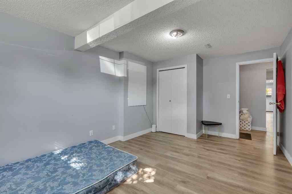 MLS® A2226094 - 231 Martinvalley Crescent NE in Martindale Calgary, Residential