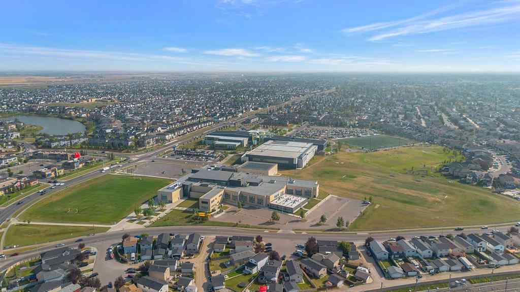 MLS® A2226094 - 231 Martinvalley Crescent NE in Martindale Calgary, Residential