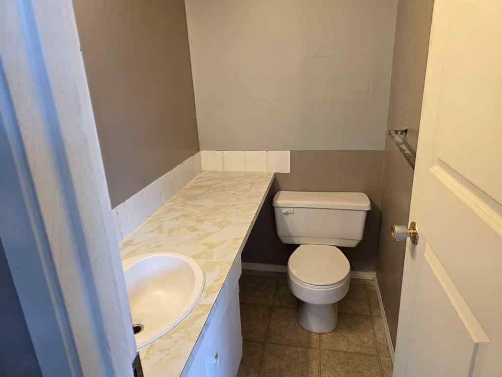 MLS® A2226101 - 37 97 Avenue  in NONE Grande Cache, Residential