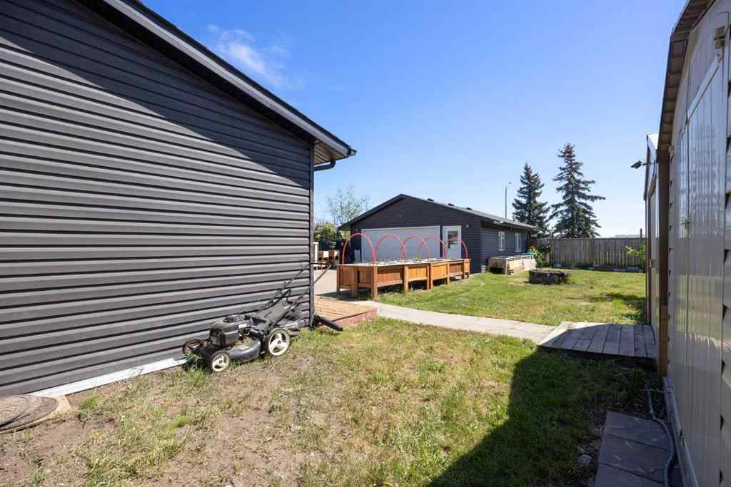 MLS® A2226105 - 31 Rae Crescent  in Downtown Fort McMurray, Residential