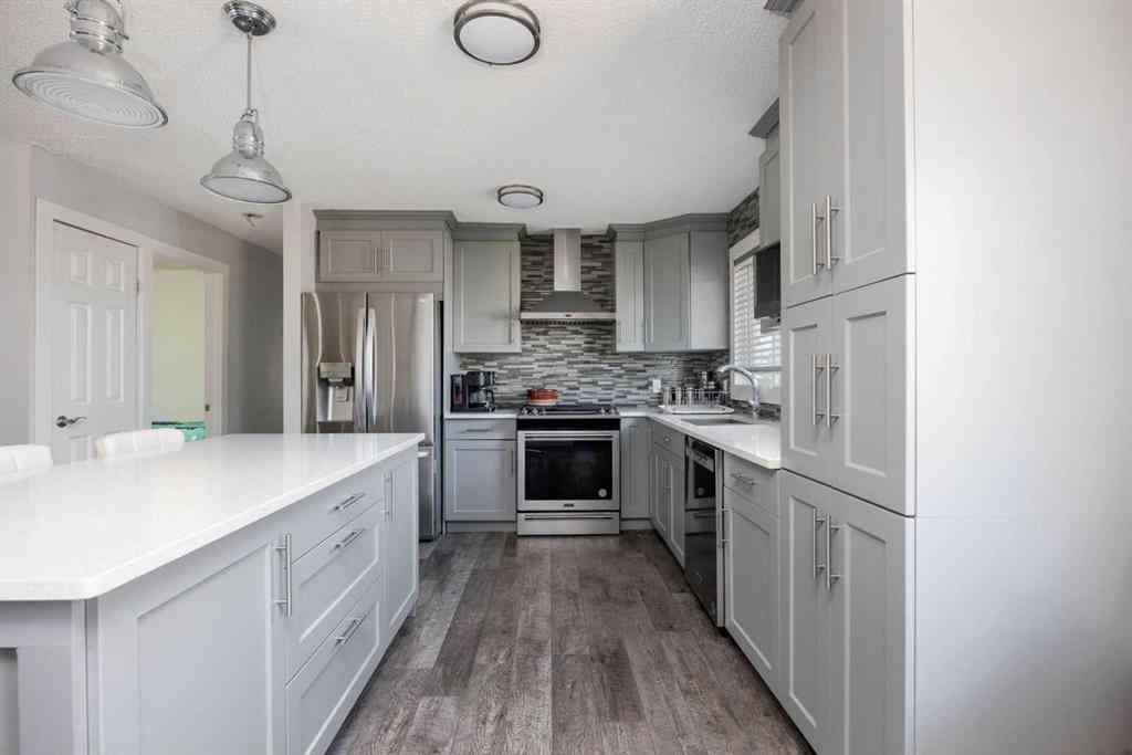 MLS® A2226105 - 31 Rae Crescent  in Downtown Fort McMurray, Residential