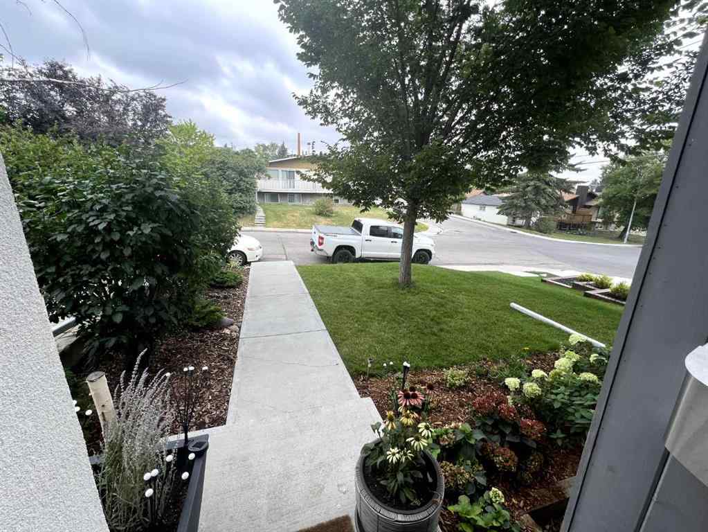 MLS® A2226113 - 139 31 Avenue NE in Tuxedo Park Calgary, Residential