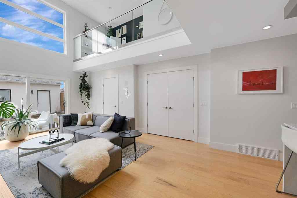 MLS® A2226113 - 139 31 Avenue NE in Tuxedo Park Calgary, Residential