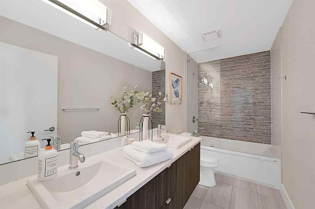 MLS® A2226113 - 139 31 Avenue NE in Tuxedo Park Calgary, Residential