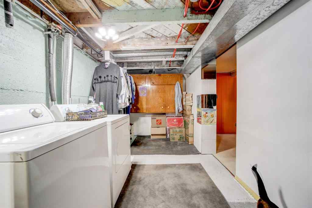MLS® A2226137 - 2702 216street   in NONE Bellevue, Residential