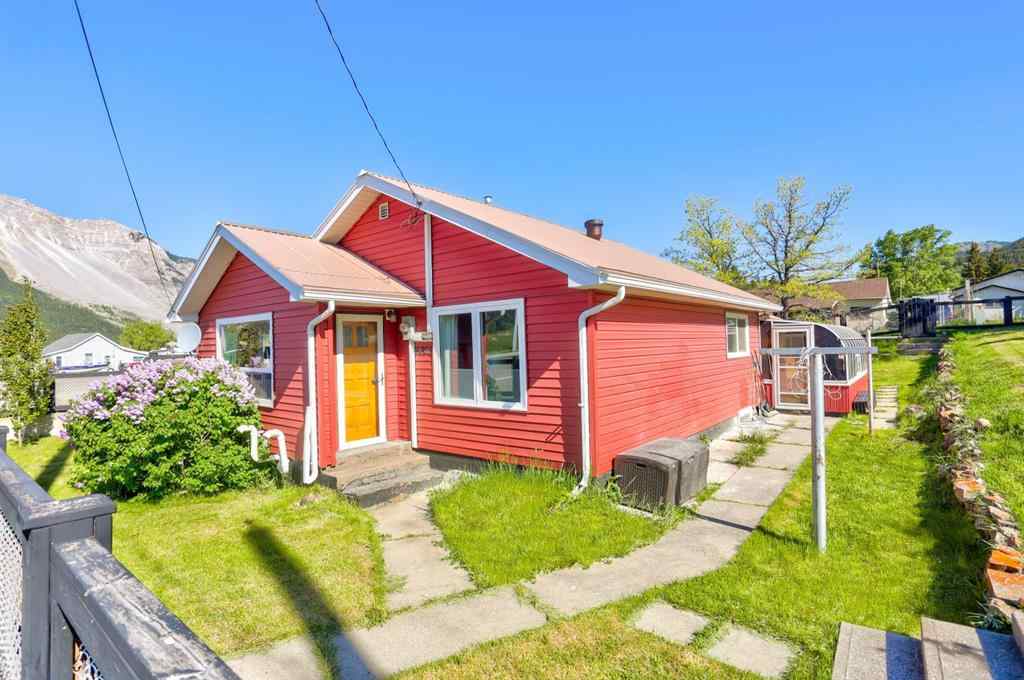 MLS® A2226137 - 2702 216street   in NONE Bellevue, Residential