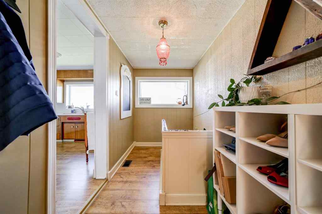 MLS® A2226137 - 2702 216street   in NONE Bellevue, Residential