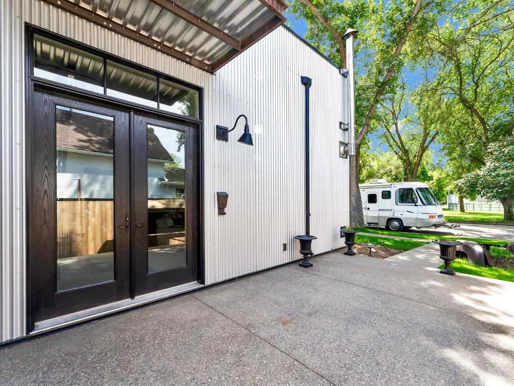 MLS® A2226150 - 170 2 Street NW in Riverside Medicine Hat, Residential