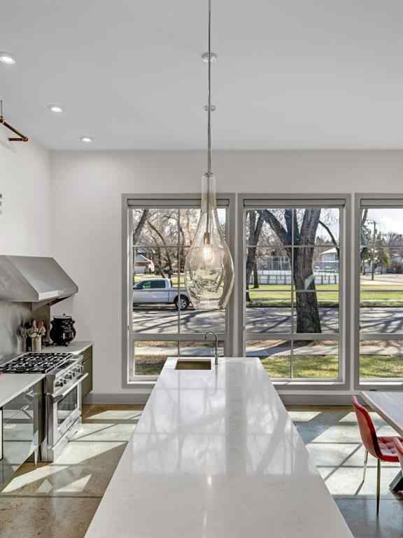 MLS® A2226150 - 170 2 Street NW in Riverside Medicine Hat, Residential