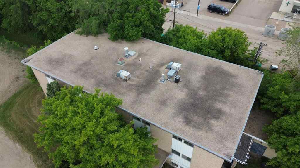 MLS® A2226156 - 1009 1 Avenue  in NONE Wainwright, Commercial