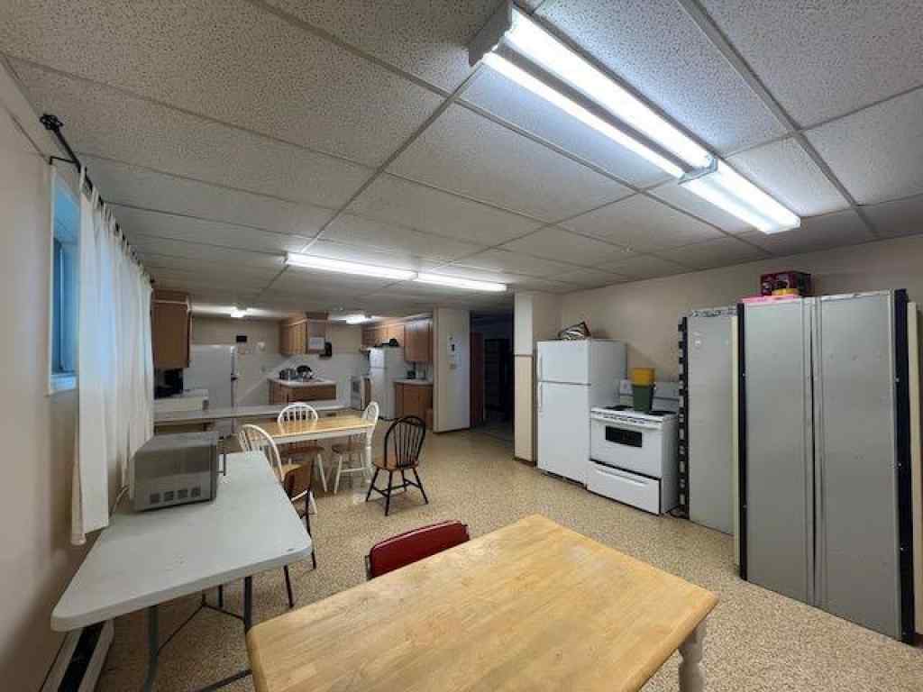 MLS® A2226156 - 1009 1 Avenue  in NONE Wainwright, Commercial