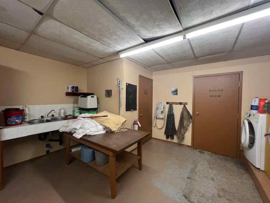 MLS® A2226156 - 1009 1 Avenue  in NONE Wainwright, Commercial