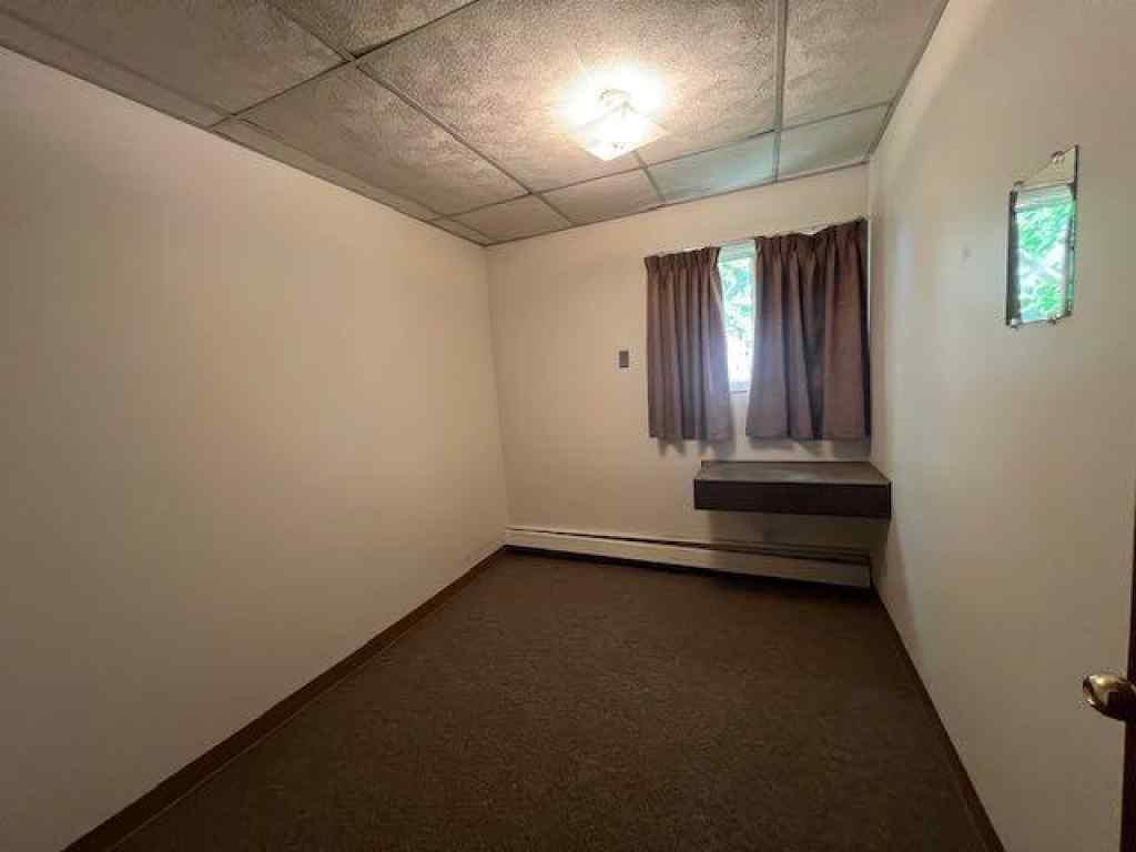 MLS® A2226156 - 1009 1 Avenue  in NONE Wainwright, Commercial