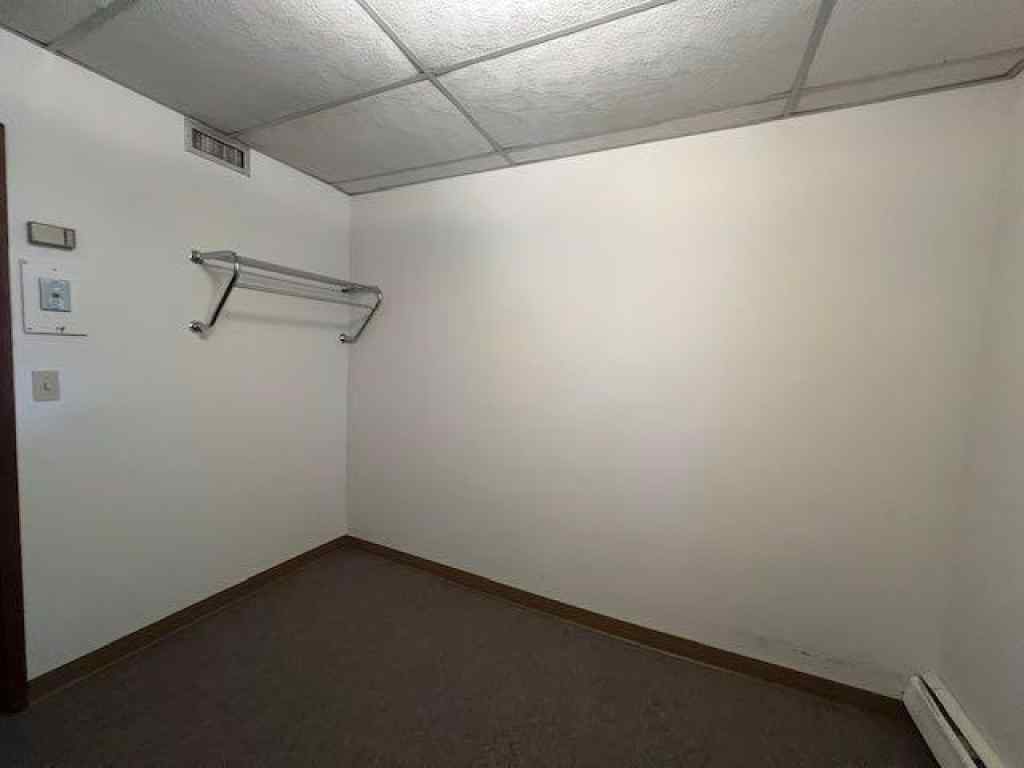 MLS® A2226156 - 1009 1 Avenue  in NONE Wainwright, Commercial