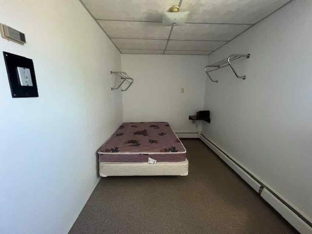 MLS® A2226156 - 1009 1 Avenue  in NONE Wainwright, Commercial