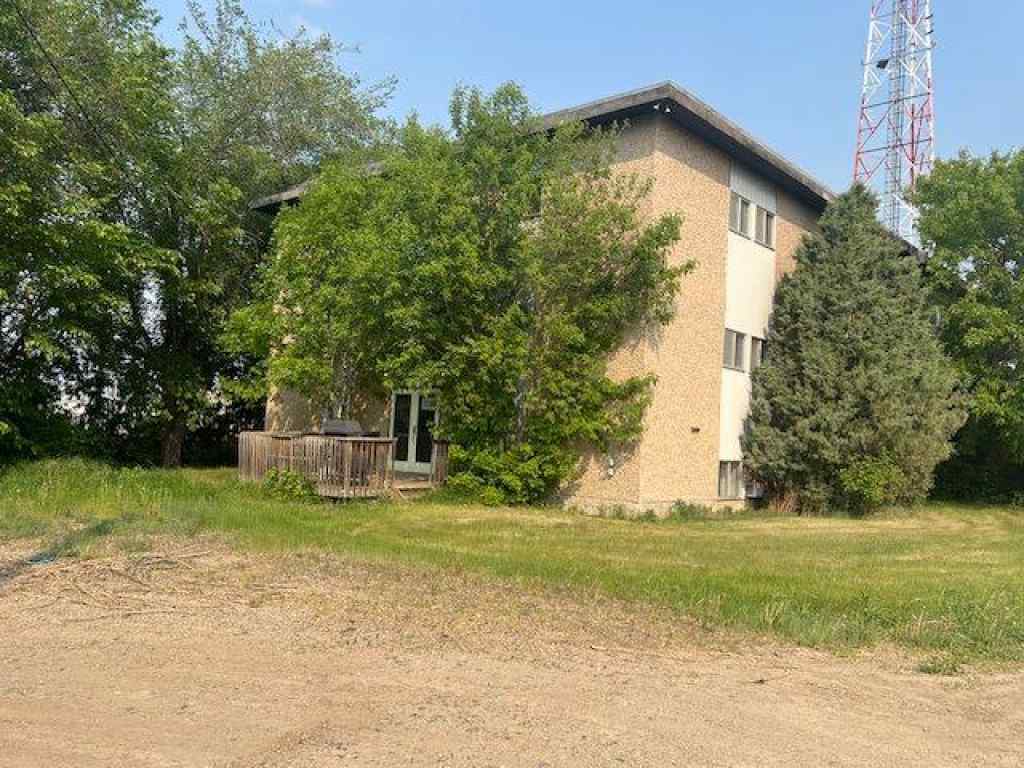 MLS® A2226156 - 1009 1 Avenue  in NONE Wainwright, Commercial