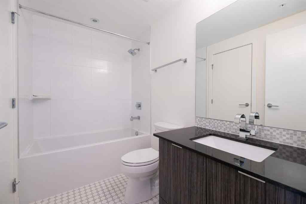 MLS® A2226199 - Unit #3007 930 6 Avenue SW in Downtown Commercial Core Calgary, Residential