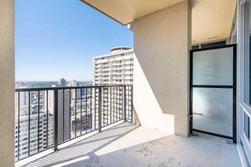 MLS® A2226199 - Unit #3007 930 6 Avenue SW in Downtown Commercial Core Calgary, Residential