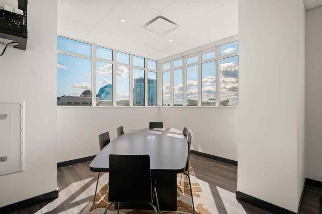 MLS® A2226199 - Unit #3007 930 6 Avenue SW in Downtown Commercial Core Calgary, Residential