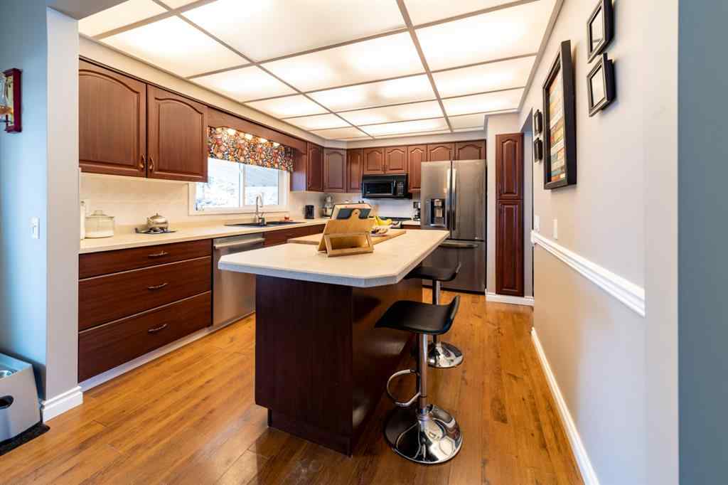 MLS® A2226228 - 517 2 Street Crescent  in Wainwright Wainwright, Residential