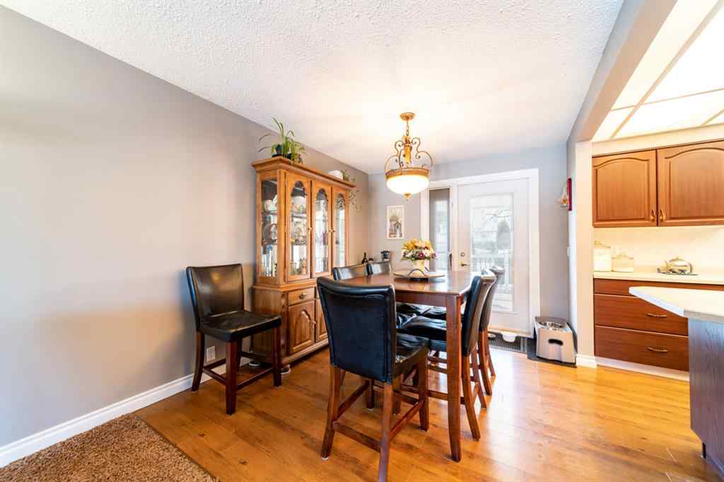 MLS® A2226228 - 517 2 Street Crescent  in Wainwright Wainwright, Residential