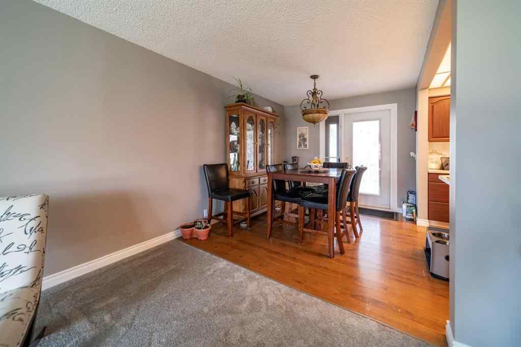 MLS® A2226228 - 517 2 Street Crescent  in Wainwright Wainwright, Residential