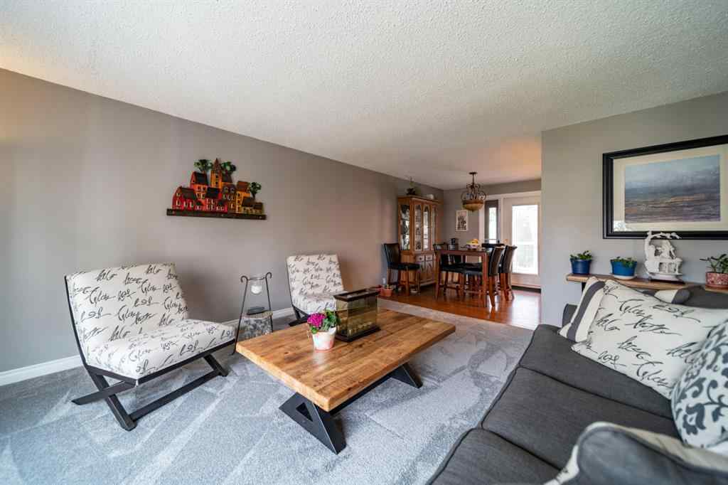 MLS® A2226228 - 517 2 Street Crescent  in Wainwright Wainwright, Residential