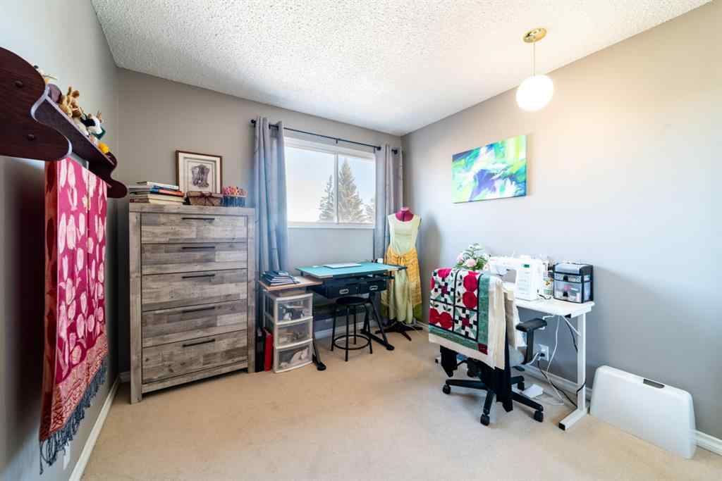 MLS® A2226228 - 517 2 Street Crescent  in Wainwright Wainwright, Residential