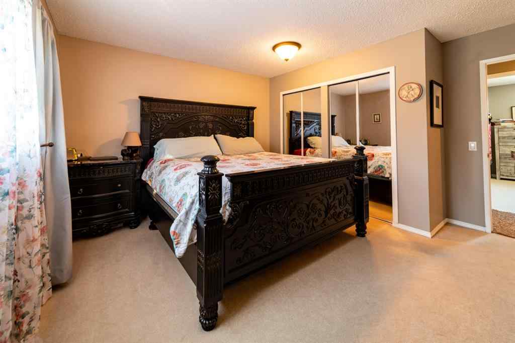 MLS® A2226228 - 517 2 Street Crescent  in Wainwright Wainwright, Residential