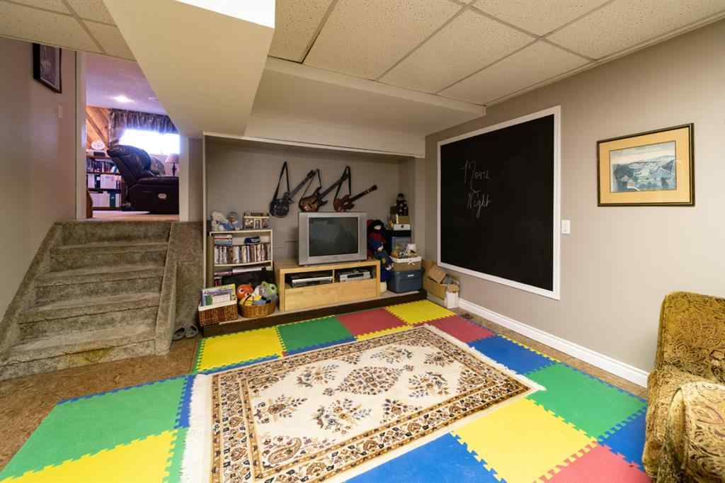 MLS® A2226228 - 517 2 Street Crescent  in Wainwright Wainwright, Residential