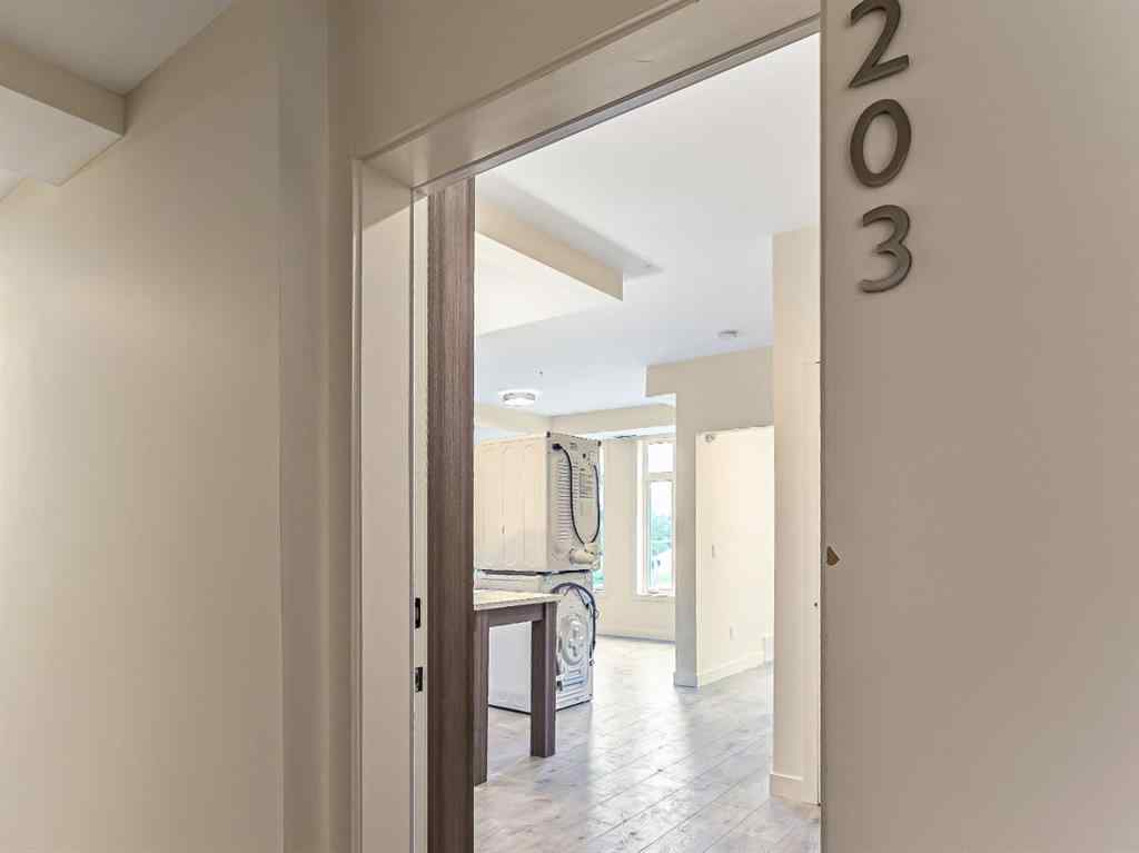 MLS® A2226232 - Unit #1-30 1510 30 Avenue SW in South Calgary Calgary, Multi-Family